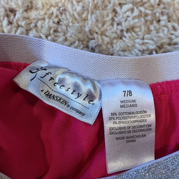 Girl’s skirt - Picture 2 of 3